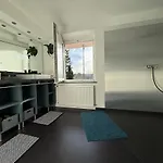アパート Schiller Ferienwohnung, Pool, Nideggen, Eifel ニデッケン