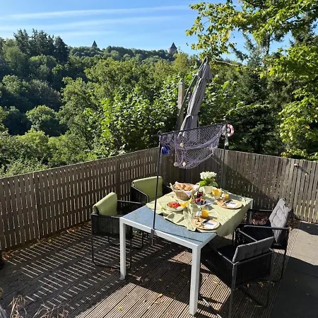 公寓 Schiller Ferienwohnung, Pool, Nideggen, Eifel *