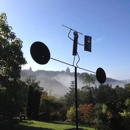 Schiller Ferienwohnung, Pool, Nideggen, Eifel נידגן