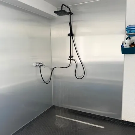 Schiller Ferienwohnung, Pool, Nideggen, Eifel דירה *
