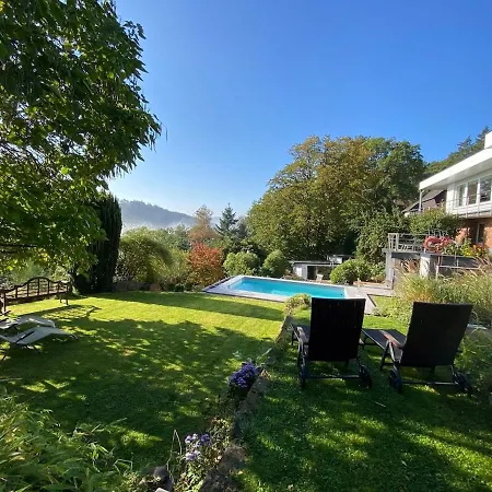 דירה Schiller Ferienwohnung, Pool, Nideggen, Eifel *