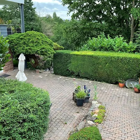 דירה Schiller Ferienwohnung, Pool, Nideggen, Eifel *
