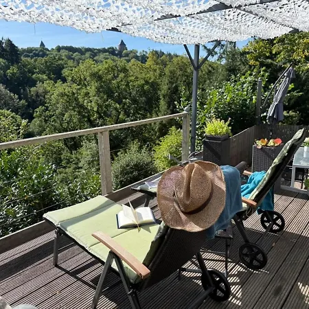 Schiller Ferienwohnung, Pool, Nideggen, Eifel * נידגן