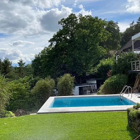 דירה Schiller Ferienwohnung, Pool, Nideggen, Eifel *