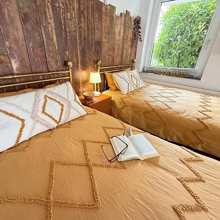 Schiller Ferienwohnung, Pool, Nideggen, Eifel * נידגן