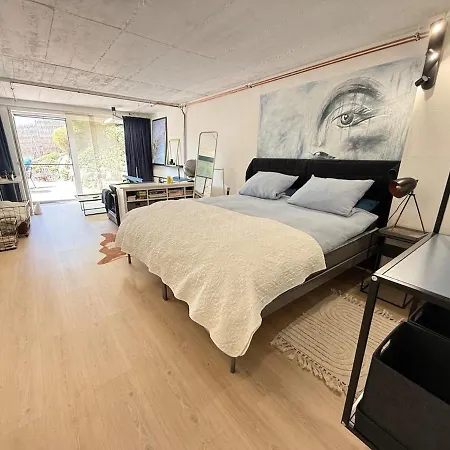 Schiller Ferienwohnung, Pool, Nideggen, Eifel נידגן