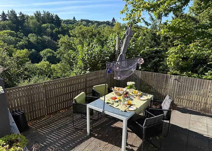 Apartmán Schiller Ferienwohnung, Pool, Nideggen, Eifel *