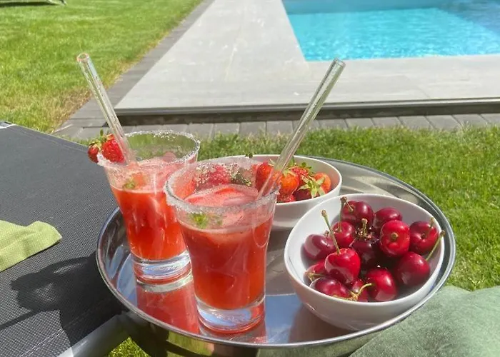 公寓 Schiller Ferienwohnung, Pool, Nideggen, Eifel *