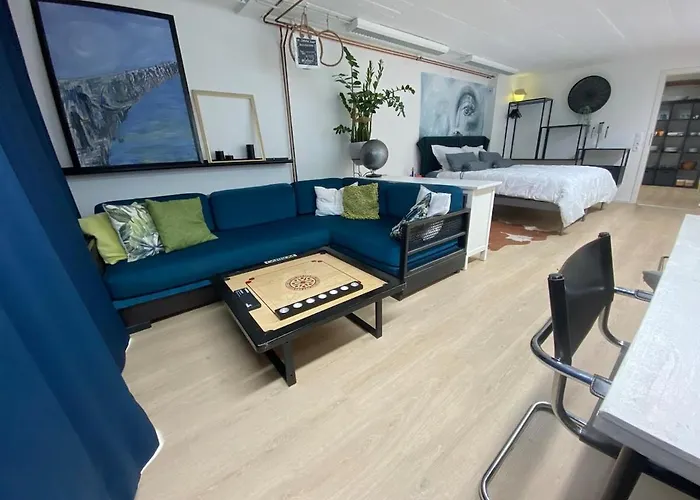 公寓 Schiller Ferienwohnung, Pool, Nideggen, Eifel *