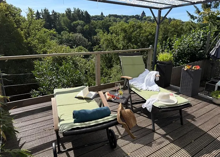 Schiller Ferienwohnung, Pool, Nideggen, Eifel * 尼蒂戈恩