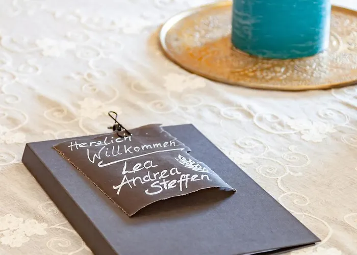 Schiller Ferienwohnung, Pool, Nideggen, Eifel 公寓