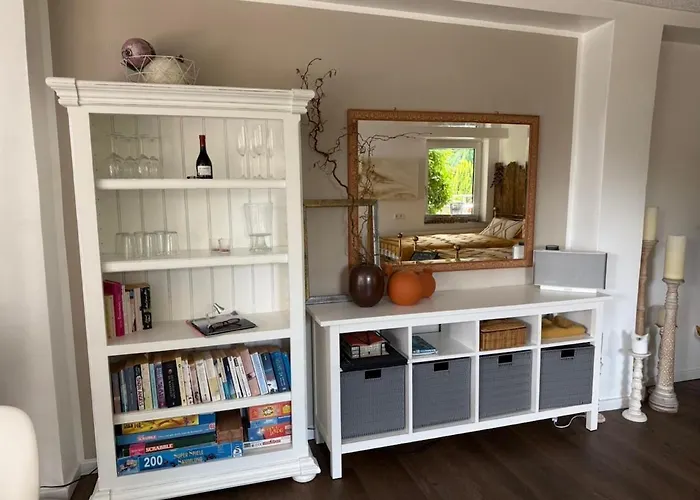 Schiller Ferienwohnung, Pool, Nideggen, Eifel 公寓 尼蒂戈恩