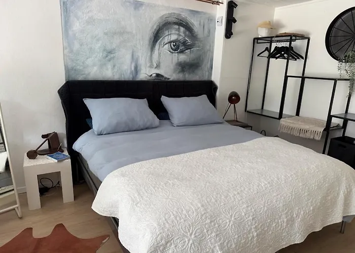 公寓 Schiller Ferienwohnung, Pool, Nideggen, Eifel *